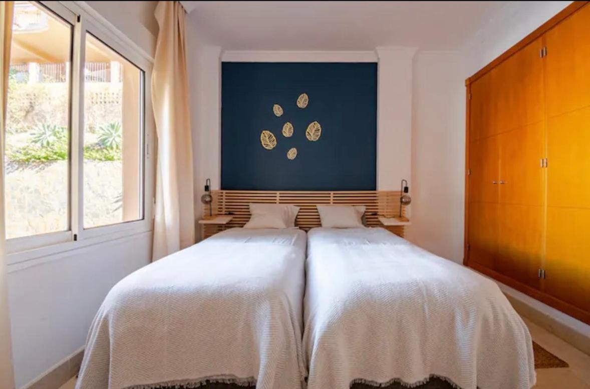 Luxury 2 Bedroom Apartment, Close To The Sea And The Golf Course, Aloha Hills Club Apartament